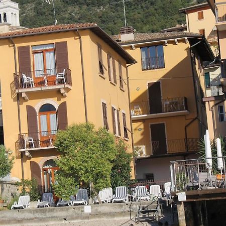 Wohnung In Malcesine Mit Privatstrand Exteriér fotografie